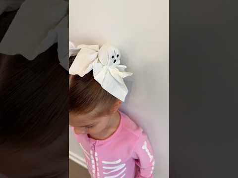 The cutest spooky hairstyle 👻 #halloween #hairstyle #spookyseason #girlmom #hairstylesforgirls #fyp